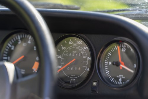 1984 Porsche 911 Targa 3.2 Carrera Te koop (foto 36 van 160)