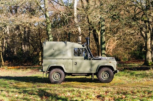 1999 Land Rover Defender Remus Wolf Winter Water For Sale (picture 22 of 153)