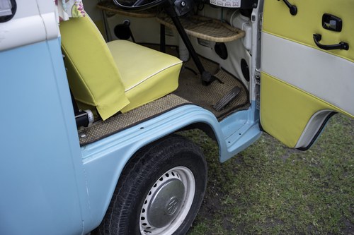 1973 Volkswagen T2 Camper Van RHD Te koop (foto 17 van 151)