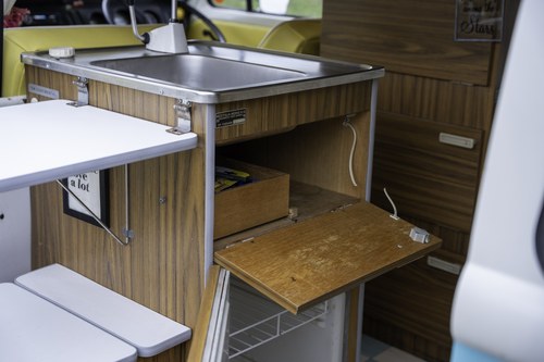 1973 Volkswagen T2 Camper Van RHD Te koop (foto 54 van 151)