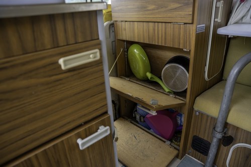 1973 Volkswagen T2 Camper Van RHD Te koop (foto 62 van 151)