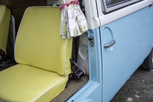 1973 Volkswagen T2 Camper Van RHD Te koop (foto 73 van 151)
