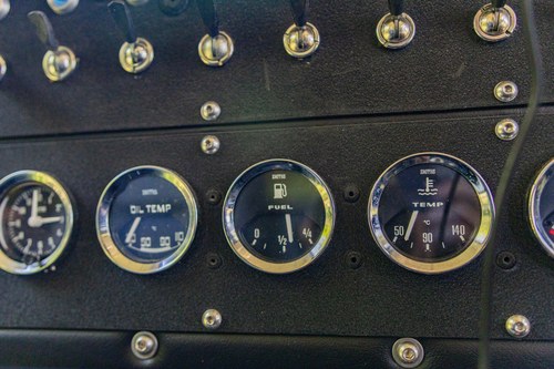 1982 Land Rover Series III 88" Twin SU carburettors In vendita (immagine 35 di 80)