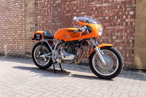 1972 Laverda SF750 Te koop (foto 1 van 205)