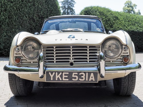 1963 Triumph TR4 with Overdrive In vendita (immagine 76 di 126)