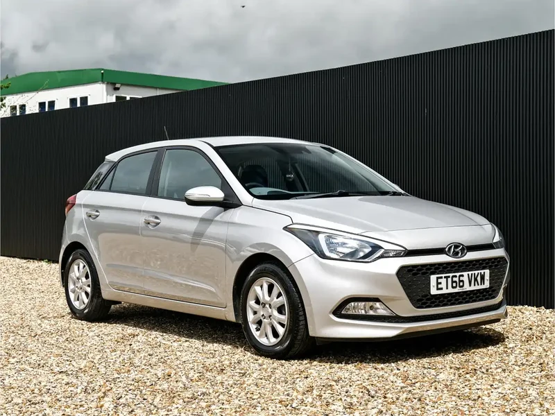2017 Hyundai I20 - 1 2017 Hyundai I20 - 1