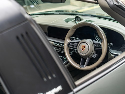 Image 4 pour 2021 Porsche 911 Carrera 4S 992