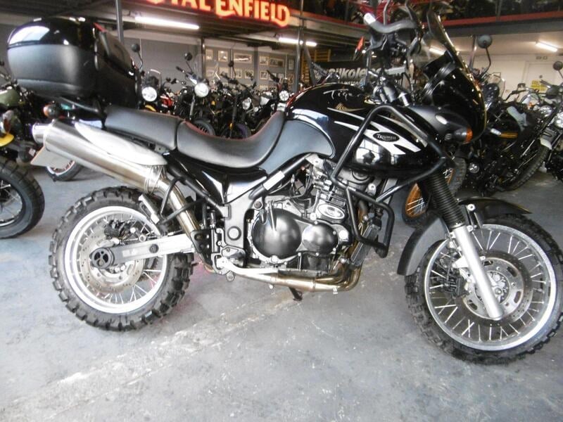 1999 Triumph Tiger 955 - 1 1999 Triumph Tiger 955 - 1