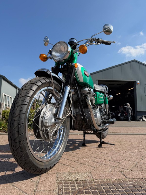 1970 Yamaha XS 650 - 1 1970 Yamaha XS 650 - 1
