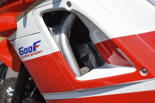 1991 Honda CBR600F Te koop (foto 66 van 86)