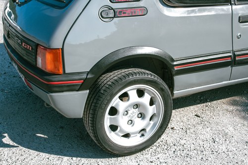 1989 Peugeot 205 GTX Te koop (foto 37 van 40)