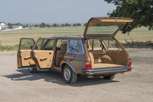 1981 Mercedes-Benz 230 TE S123 - 43,354 Miles till salu (bild 76 av 115)