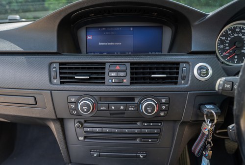 2009 BMW M3 E93 Te koop (foto 88 van 171)