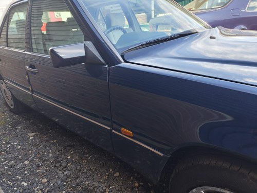 1995 Mercedes-Benz E220 Manual W124 zum Verkauf (Bild 62 von 116)