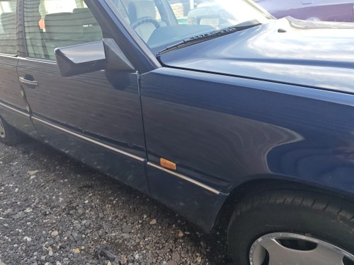 1995 Mercedes-Benz E220 Manual W124 zum Verkauf (Bild 67 von 116)