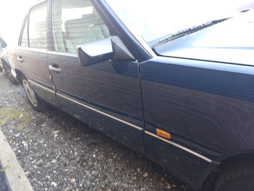 1995 Mercedes-Benz E220 Manual W124 zum Verkauf (Bild 72 von 116)