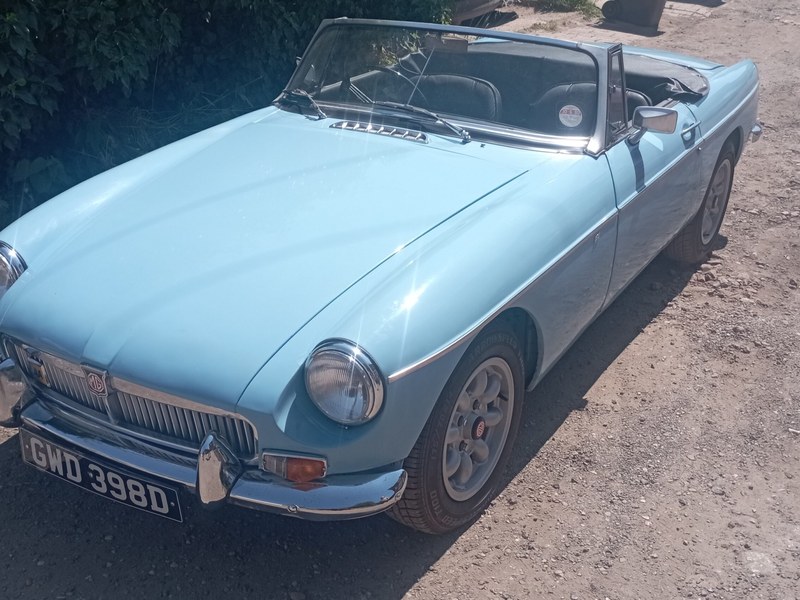 1966 MG. B Roadster