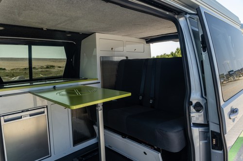 2015 VW Transporter TLine 2L TDI Camper Conversion 4 Berth à vendre (picture 14 of 101)