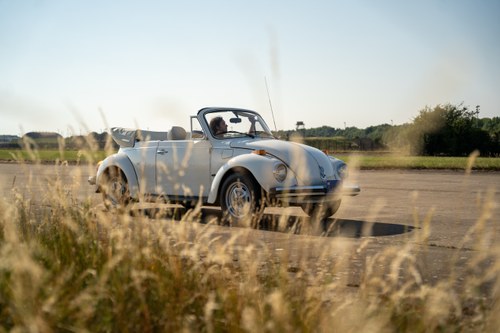 1979 Volkswagen Beetle 1303S Injection Karmann Cabriolet Triple White LHD For Sale (picture 5 of 126)