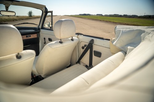 1979 Volkswagen Beetle 1303S Injection Karmann Cabriolet Triple White LHD For Sale (picture 46 of 126)