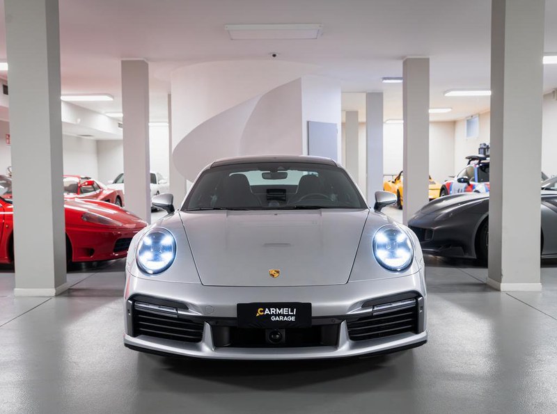 2023 Porsche 911 - 2 2023 Porsche 911 - 2