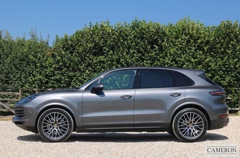 2019 Porsche Cayenne - 1 2019 Porsche Cayenne - 1