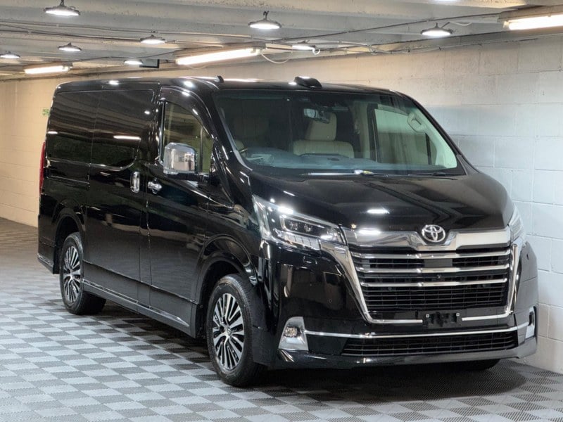 2020 Toyota Granvia - 2 2020 Toyota Granvia - 2