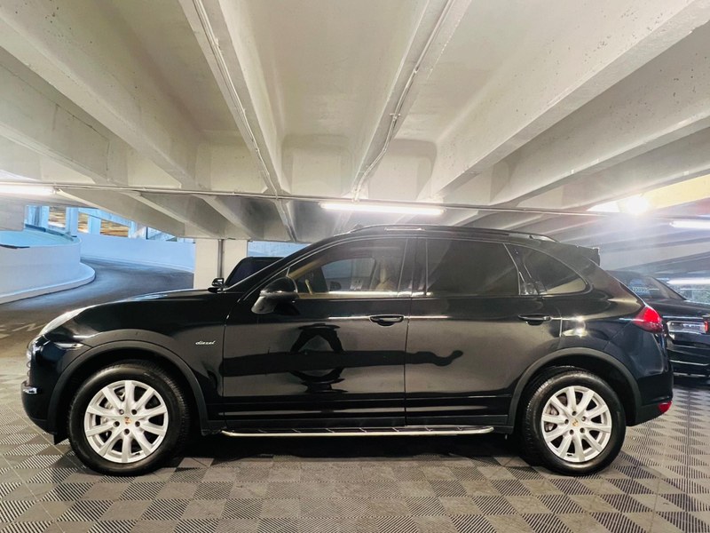 2014 Porsche Cayenne - 2 2014 Porsche Cayenne - 2