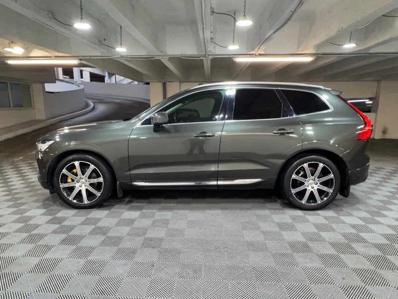 2018 Volvo XC60 - 2 2018 Volvo XC60 - 2