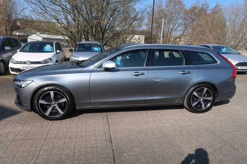 2018 Volvo V90 - 2 2018 Volvo V90 - 2