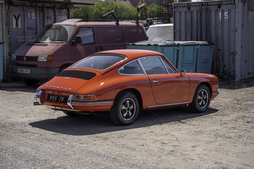 1968 Porsche 911T Sportmatic (Type F UK RHD) In vendita (immagine 19 di 154)
