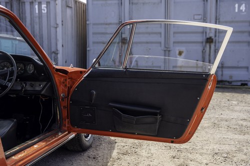 1968 Porsche 911T Sportmatic (Type F UK RHD) In vendita (immagine 34 di 154)