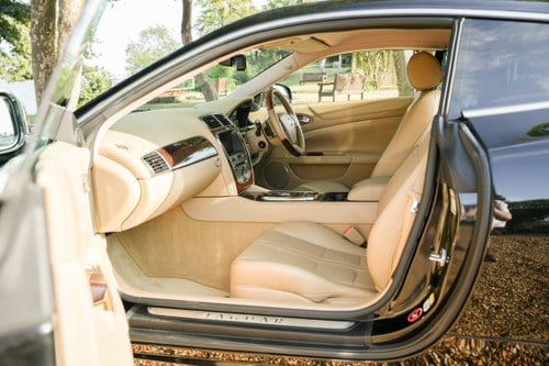 2011 Jaguar XK 5L Coupe X150 - 10,500 Miles Te koop (foto 86 van 223)