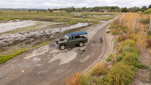 1983 Land Rover Series III 109" Te koop (foto 9 van 201)