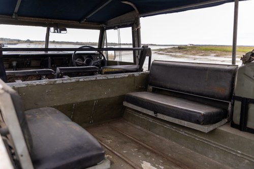 1983 Land Rover Series III 109" Te koop (foto 97 van 201)