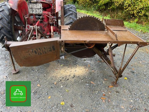 1960 McCONNEL PTO DRIVEN SAW BENCH IN GOOD WORKING ORDER SEE VID VERKAUFT