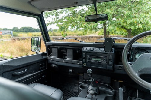 2006 Land Rover Defender 90 à vendre (picture 18 of 148)