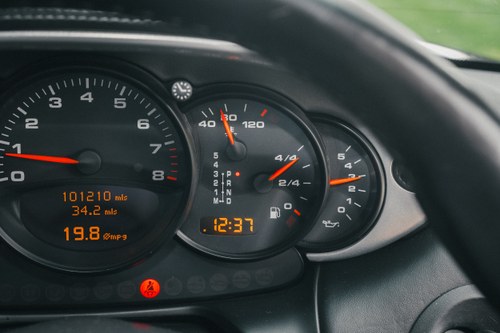 2005 Porsche 911 Carrera 4S till salu (bild 41 av 175)