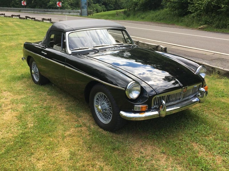 1971 MG MGB - 1 1971 MG MGB - 1