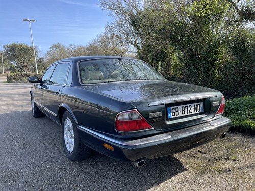 1997 Jaguar X308 XJ8 4L Sovereign LWB à vendre (picture 10 of 145)