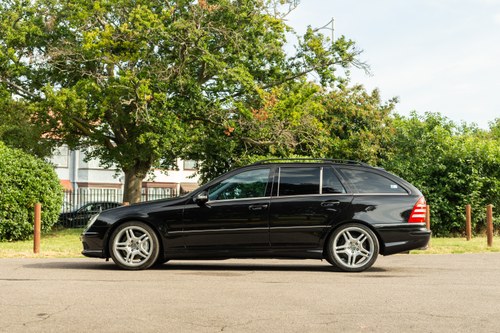 2004 Mercedes-Benz C55 AMG Estate 5.4L V8 For Sale (picture 17 of 130)