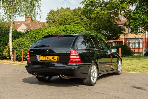 2004 Mercedes-Benz C55 AMG Estate 5.4L V8 For Sale (picture 2 of 130)