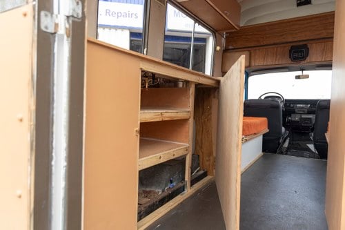1977 Ford Transit Mk1 Camper Conversion Te koop (foto 41 van 112)