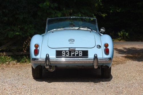 1960 MGA 1600 Mk1 RHD Te koop (foto 14 van 136)