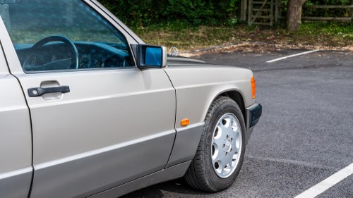 1992 Mercedes-Benz 190E 2.6 Automatic W201 - 50k miles! For Sale (picture 121 of 224)