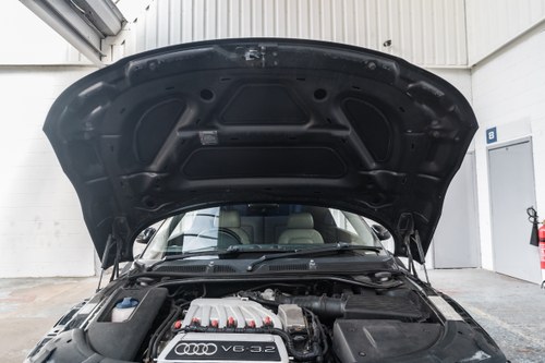 2005 Audi TT Coupe 3.2 V6 Quattro Te koop (foto 148 van 177)