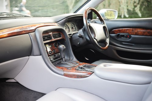 1997 Aston Martin DB7 i6 Coupe Automatic zum Verkauf (Bild 29 von 137)