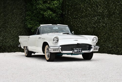 1957 Ford Thunderbird 312CI V8 Ford-O-Matic Automatic à vendre (picture 2 of 84)