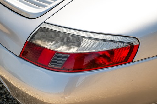 2001 Porsche 911 Carrera 2 Cabriolet - Recent engine overhaul For Sale (picture 127 of 190)