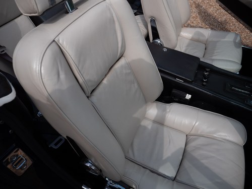 1974 Jensen Interceptor Convertible Te koop (foto 56 van 255)